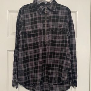 Black and Grey Pullover Zip